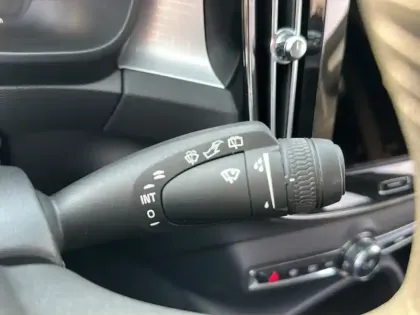 Photo 17 Volvo Xc40  T3 163 ch Geartronic 8