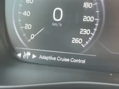 Photo 31 Volvo Xc40  T3 163 ch Geartronic 8