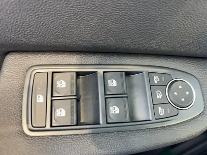 Photo 17 Mitsubishi Colt  1.0 MPI-T 91