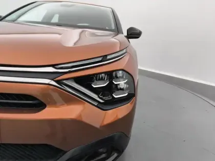 Photo 13 Citroën C4 e- 136 ch Automatique Feel