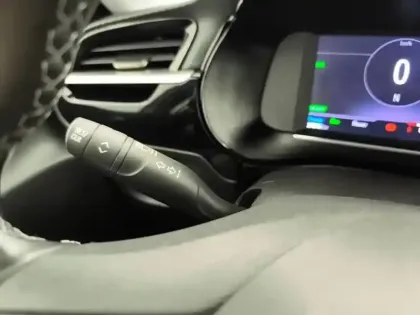 Photo 17 Opel Corsa  Electrique 136 ch & Batterie 50 kWh Elegance Business