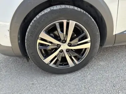 Photo 10 Peugeot 3008  1.2 PureTech 130ch Allure S&S