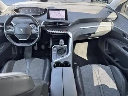 Photo 7 Peugeot 3008  1.2 PureTech 130ch Allure S&S