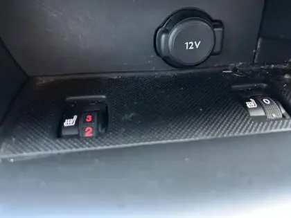 Photo 10 Peugeot 308  SW 1.2 PureTech 130ch E6.3 S&S GT Line