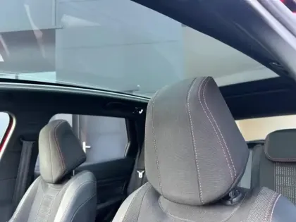 Photo 13 Peugeot 308  SW 1.2 PureTech 130ch E6.3 S&S GT Line