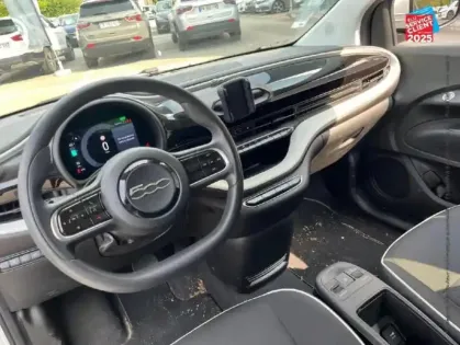 Photo 14 Fiat 500  e 95ch Action