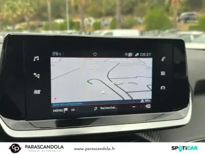 Photo 12 Peugeot 2008  1.5 BlueHDi 130ch S&S Allure EAT8 125g