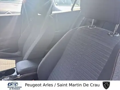 Photo 8 Peugeot 2008  Electrique 136 ch