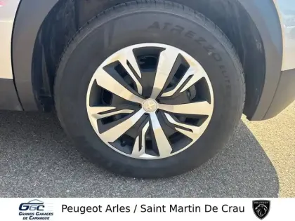Photo 10 Peugeot 2008  Electrique 136 ch
