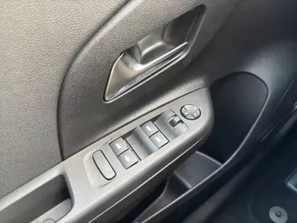 Photo 25 Opel Corsa  Electrique 136 ch & Batterie 50 kWh