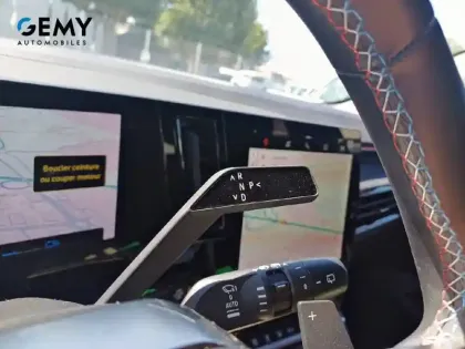 Photo 15 Renault Austral  E-Tech hybrid 200