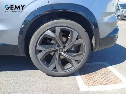 Photo 10 Renault Austral  E-Tech hybrid 200