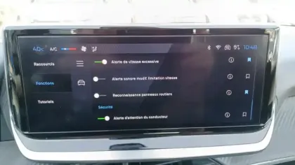 Photo 29 Peugeot 208  PureTech 100 S&S BVM6