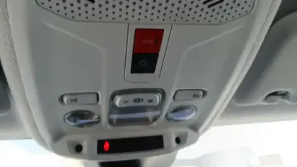 Photo 30 Peugeot 208  PureTech 100 S&S BVM6