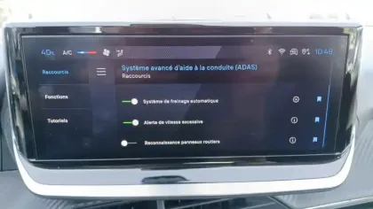 Photo 27 Peugeot 208  PureTech 100 S&S BVM6