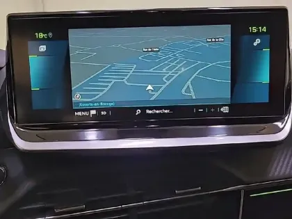 Photo 18 Peugeot 208  Electrique 50 kWh 136ch