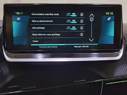 Photo 20 Peugeot 208  Electrique 50 kWh 136ch