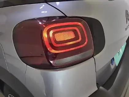 Photo 36 Citroën C3 Aircross  BlueHDi 110 S&S BVM6