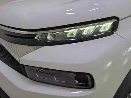 Photo 38 Citroën C3 Aircross  PureTech 110 S&S BVM6