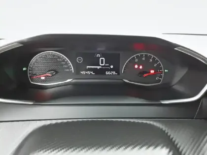 Photo 9 Peugeot 208  PureTech 75 S&S BVM5