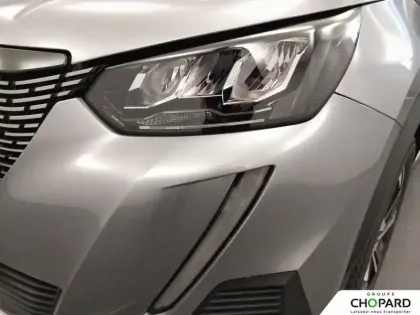 Photo 24 Peugeot 2008  PureTech 100 S&S BVM6