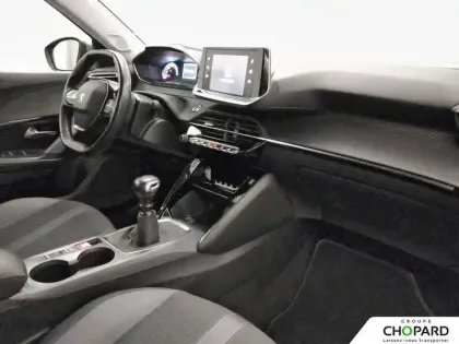 Photo 12 Peugeot 2008  PureTech 100 S&S BVM6