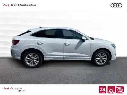 Photo 17 Audi Q3 45 TFSIe 245 ch S tronic 6 S line