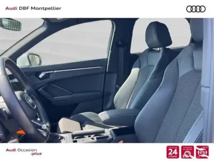 Photo 29 Audi Q3 45 TFSIe 245 ch S tronic 6 S line