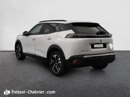 Photo 29 Peugeot 2008  Electrique 136 ch Active