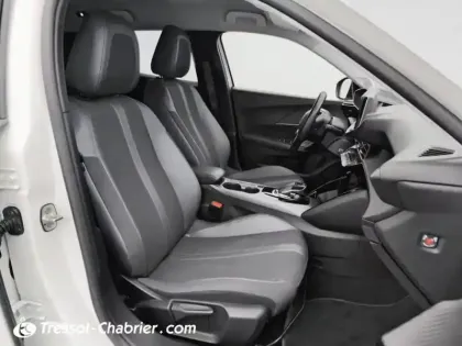 Photo 8 Peugeot 2008  Electrique 136 ch Active
