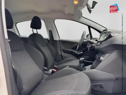 Photo 17 Peugeot 208  1.2 PureTech 82ch E6.c Active 5p