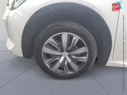 Photo 9 Peugeot 208  e- 136ch Active