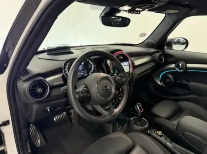 Photo 5 Mini Mini  5 Portes Cooper S 178ch  John Cooper Works BVA7