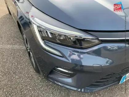 Photo 12 Renault Clio  1.6 E-Tech 140ch Limited -21 GPS Radar AR