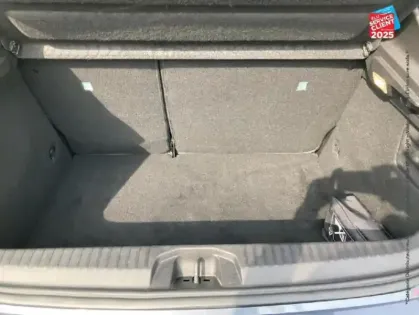 Photo 13 Renault Clio  1.6 E-Tech 140ch Limited -21 GPS Radar AR