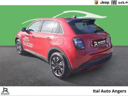 Photo 6 Fiat 600  e 156ch 54kWh Red (Prime coup de pouce déduit)