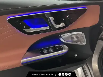 Photo 11 Mercedes Classe C Gén. V (W206) Ph1 AMG Line + 4