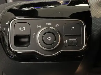 Photo 18 Mercedes CLA 180 d AMG Line