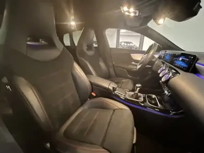 Photo 21 Mercedes CLA 180 d AMG Line