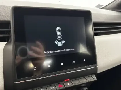 Photo 19 Renault Clio  E-Tech 140 - 21N