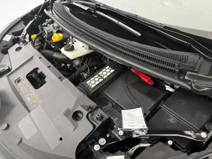 Photo 22 Renault Grand Scenic  TCe 140 EDC