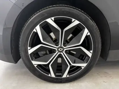 Photo 18 Renault Grand Scenic  TCe 140 EDC