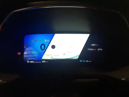 Photo 16 Renault Symbioz  E-Tech full hybrid 145