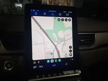 Photo 11 Renault Symbioz  E-Tech full hybrid 145