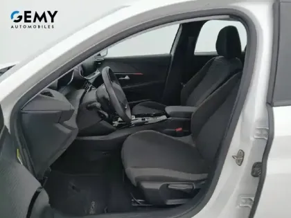 Photo 8 Peugeot 208  Electrique 50 kWh 136ch