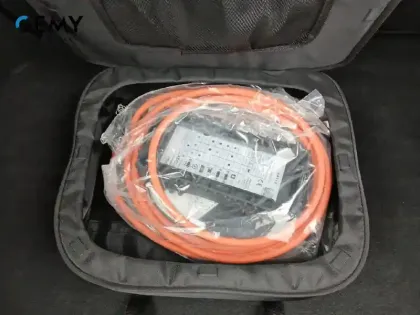 Photo 19 Peugeot 208  Electrique 50 kWh 136ch