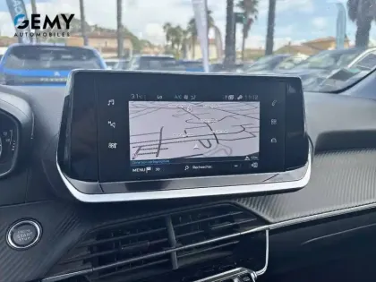 Photo 24 Peugeot 208  PureTech 100 S&S EAT8