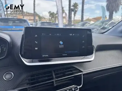 Photo 26 Peugeot 208  PureTech 100 S&S EAT8