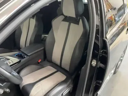 Photo 9 Peugeot 3008  Hybrid 225 e-EAT8