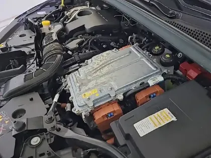 Photo 14 Renault Captur  E-Tech 145 - 21